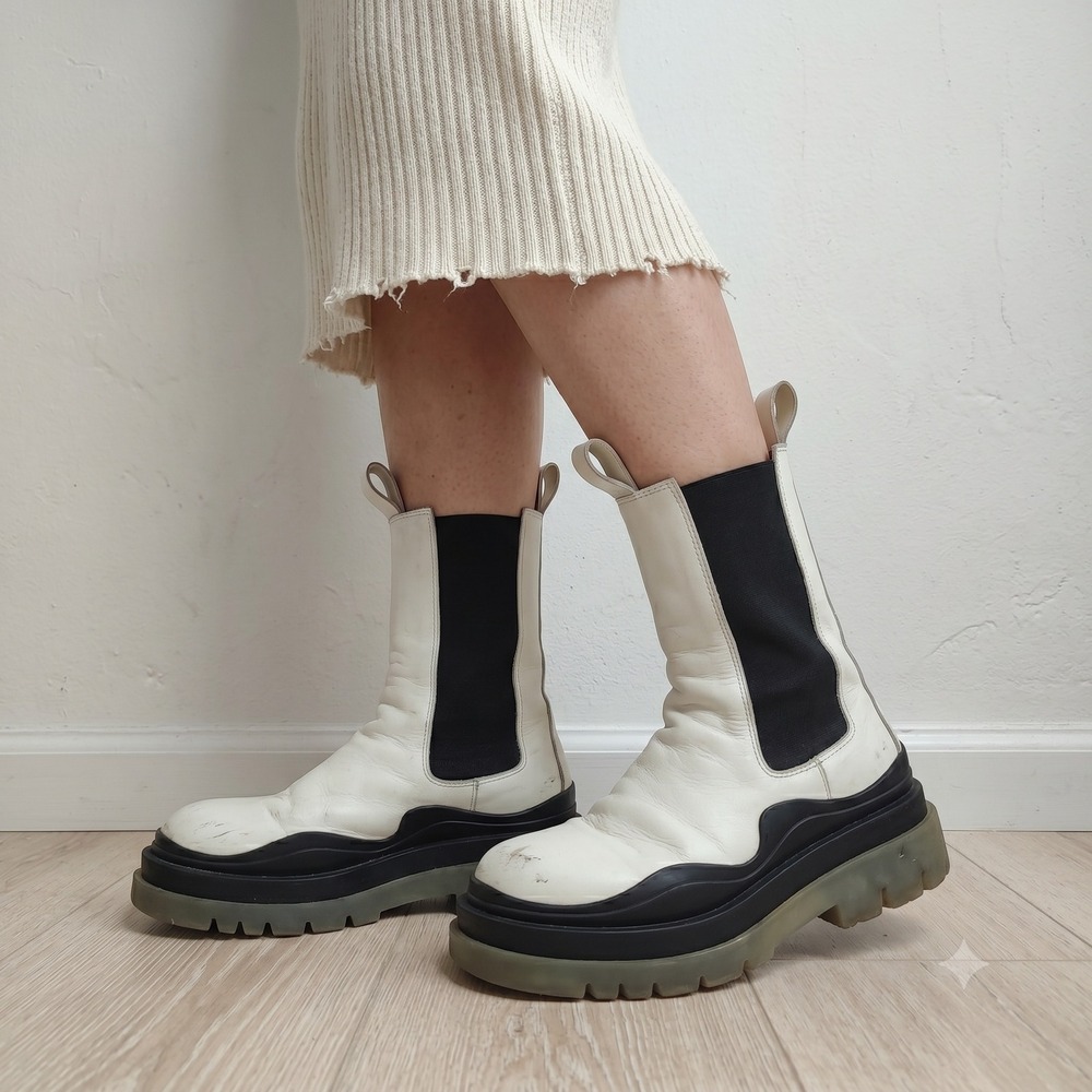 Bottega Veneta Womens Lug Boots 8.5 White Black Chunky Sole Gorpcore Minimalist